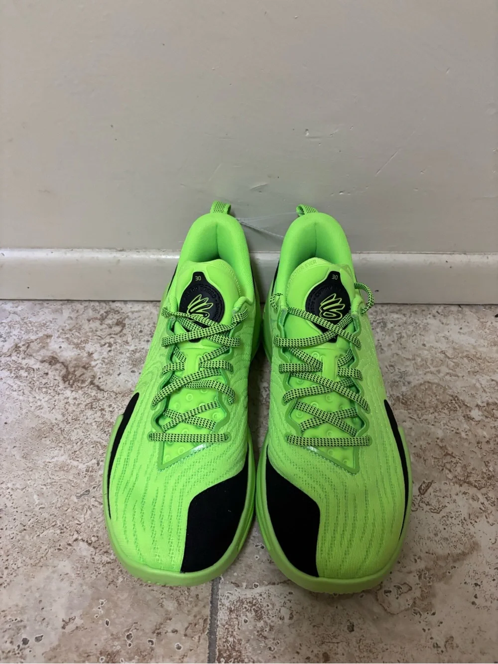 Under Armour Curry 12 Extraterrestrial Green Basketball Shoe Sz 10.5 3027633-001
